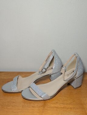 IDIFU Cookie-LO Silver Block Heel Sandals Ankle Strap Pumps Women's Size 8